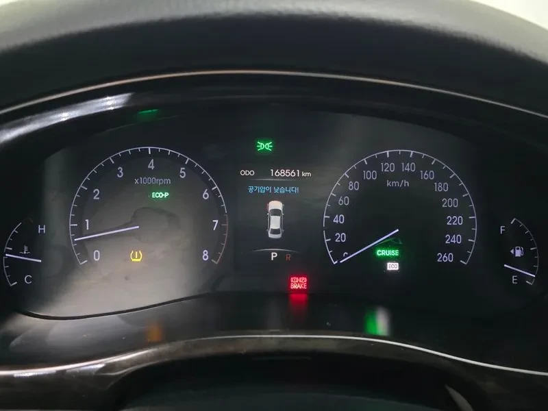 Hyundai Genesis 3.3, снимка 8 - Автомобили и джипове - 54618152