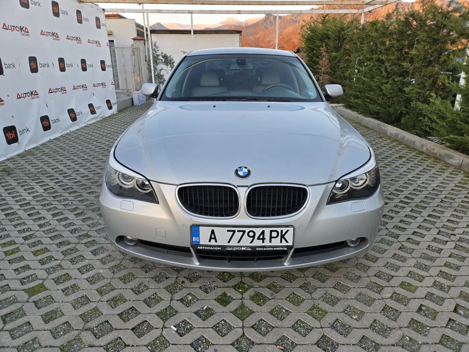 BMW 520 2.2i-170кс= 6СК= ПОДГРЕВ= АВТОПИЛОТ= ОБСЛУЖЕН, снимка 1