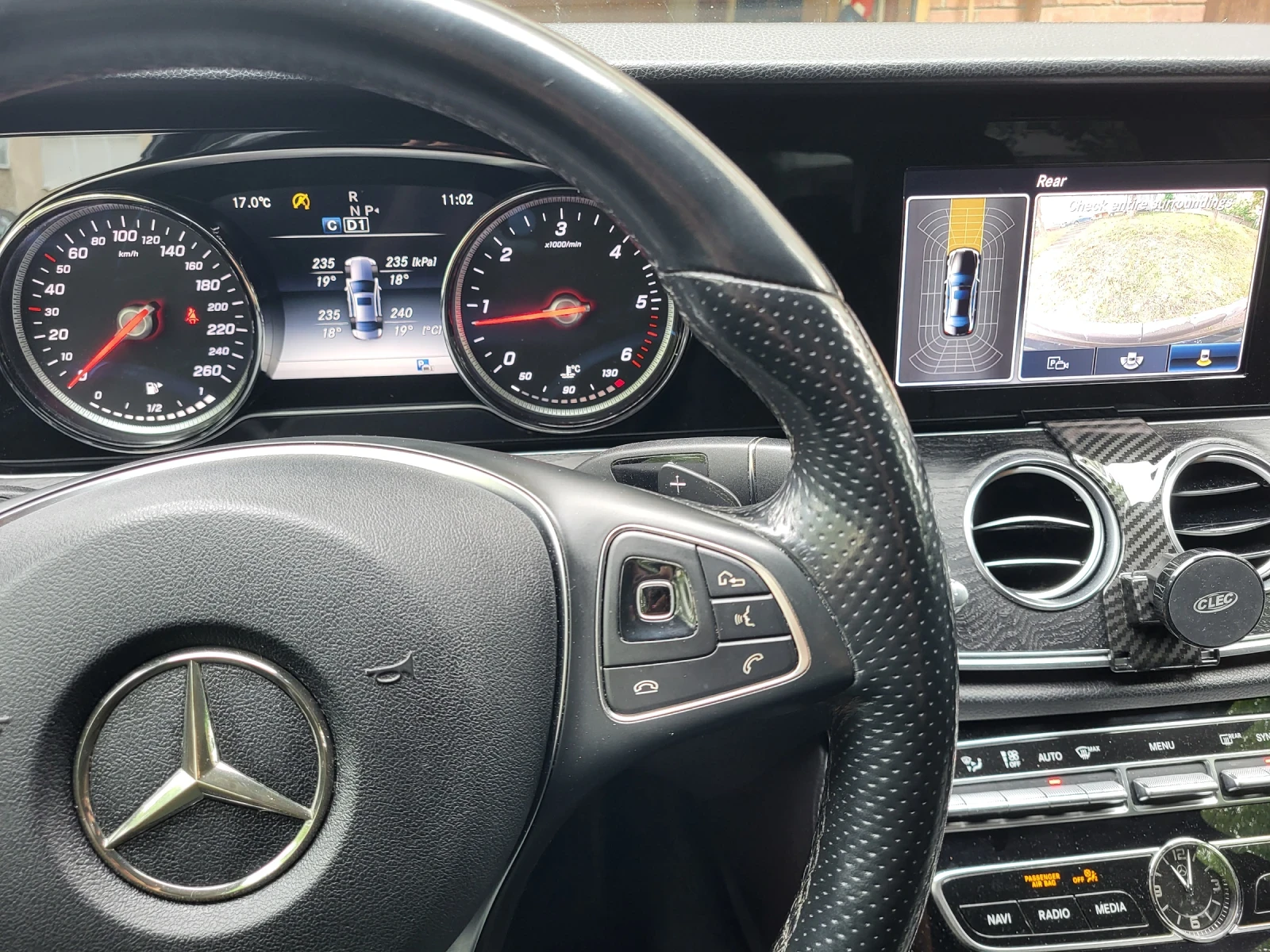 Mercedes-Benz E 220 9G-Tronic - изображение 4