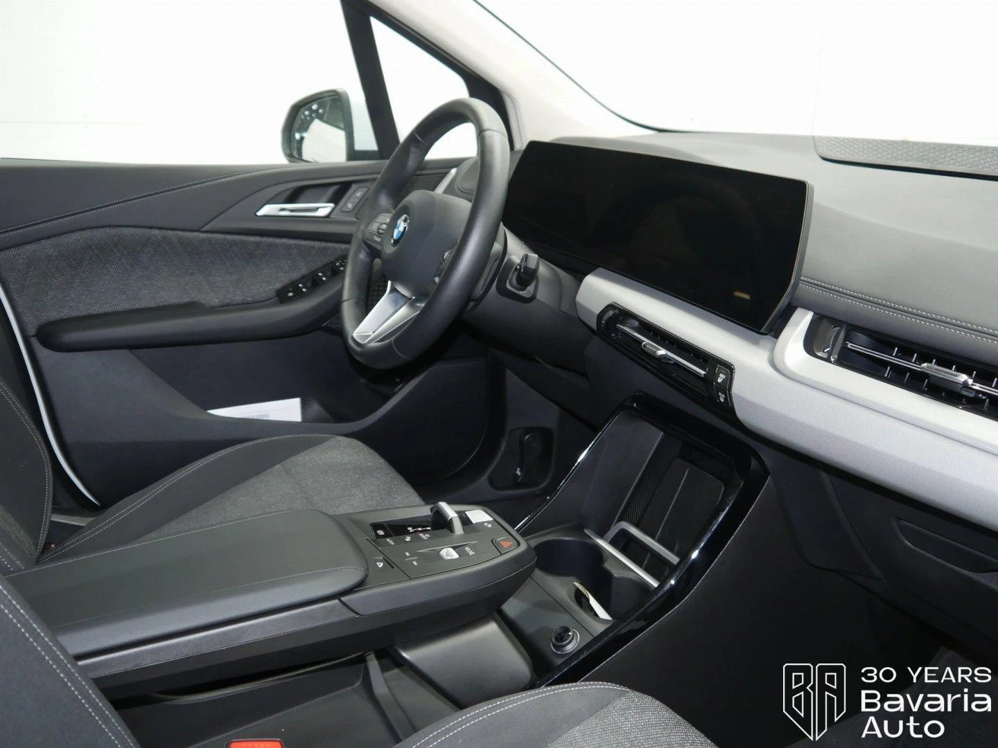 BMW 218 i Active Tourer Steptronic - изображение 7