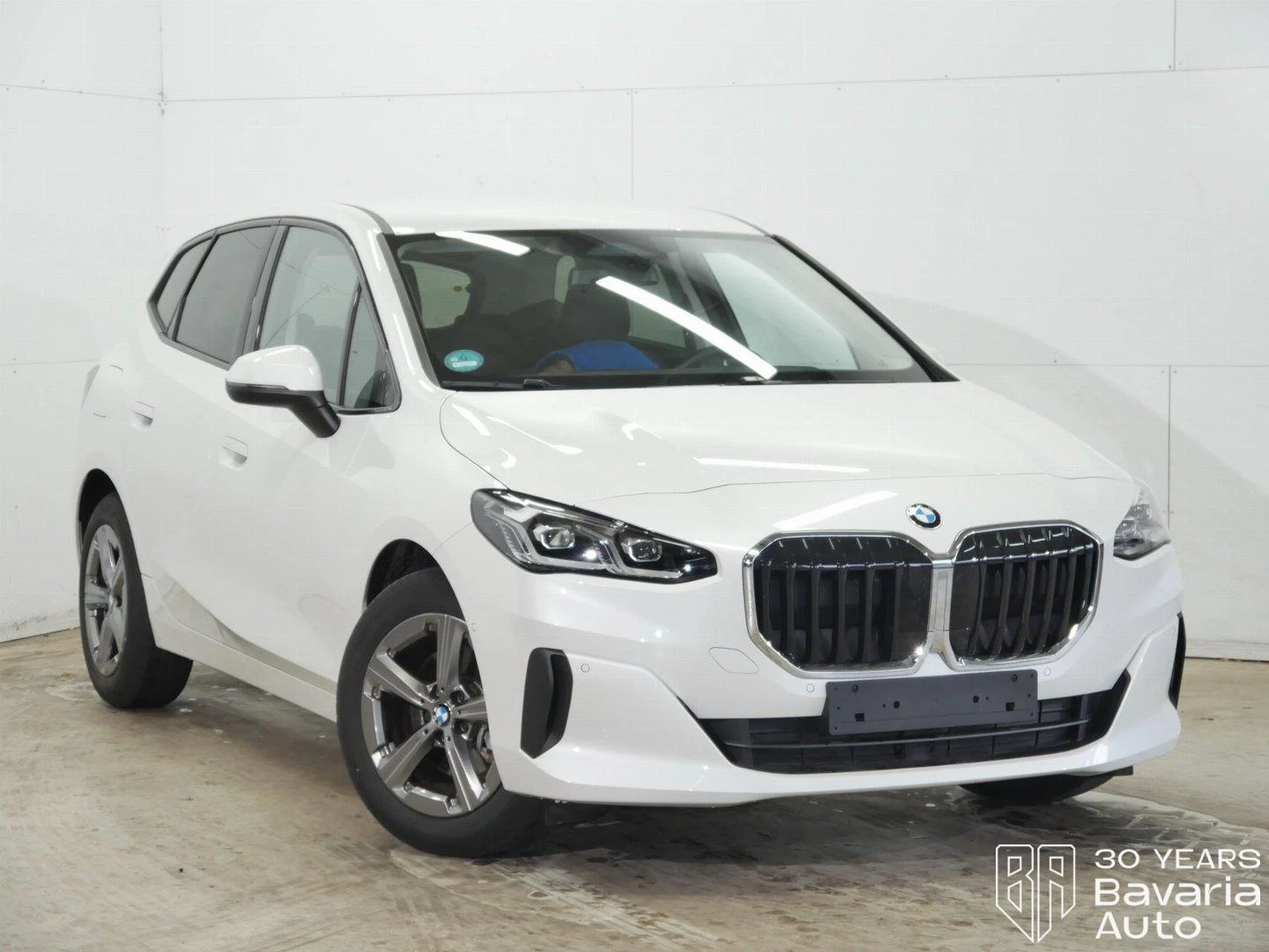 BMW 218 i Active Tourer Steptronic - изображение 4