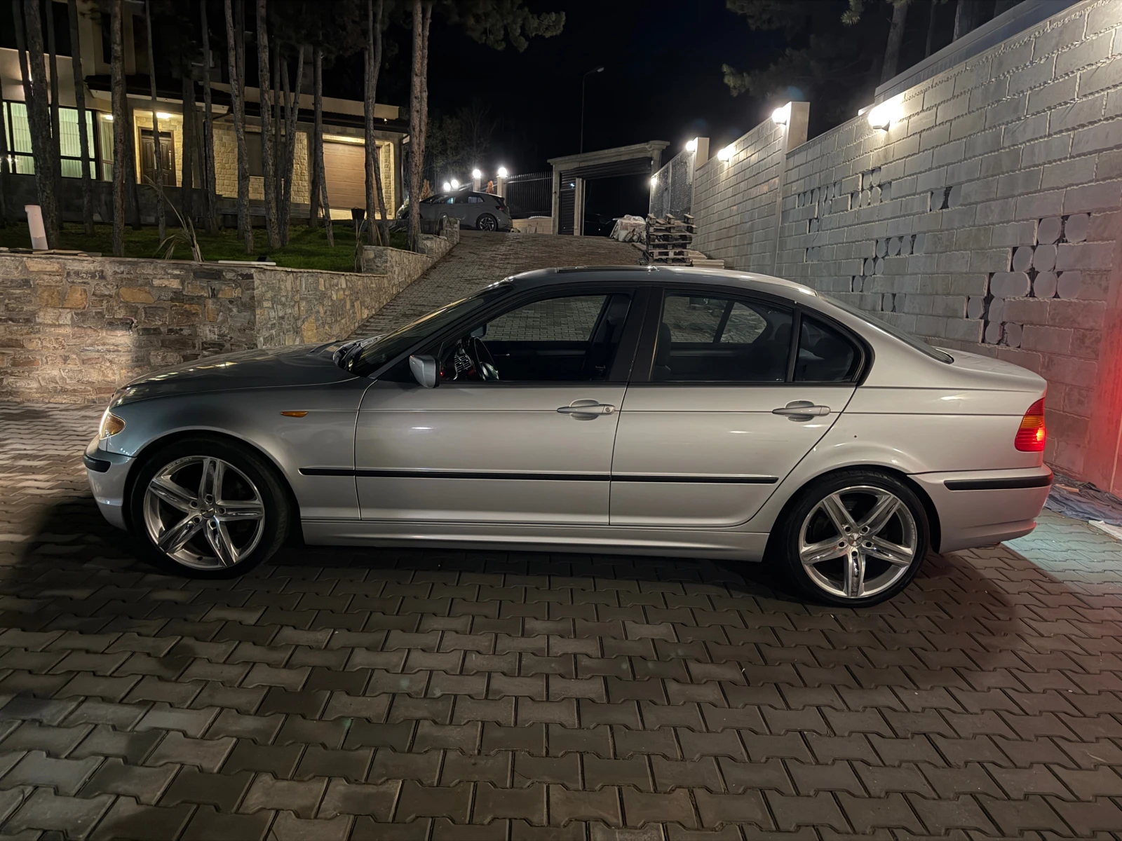 BMW 320 ФЕЙСЛИФТ 2000-150 кс - изображение 4