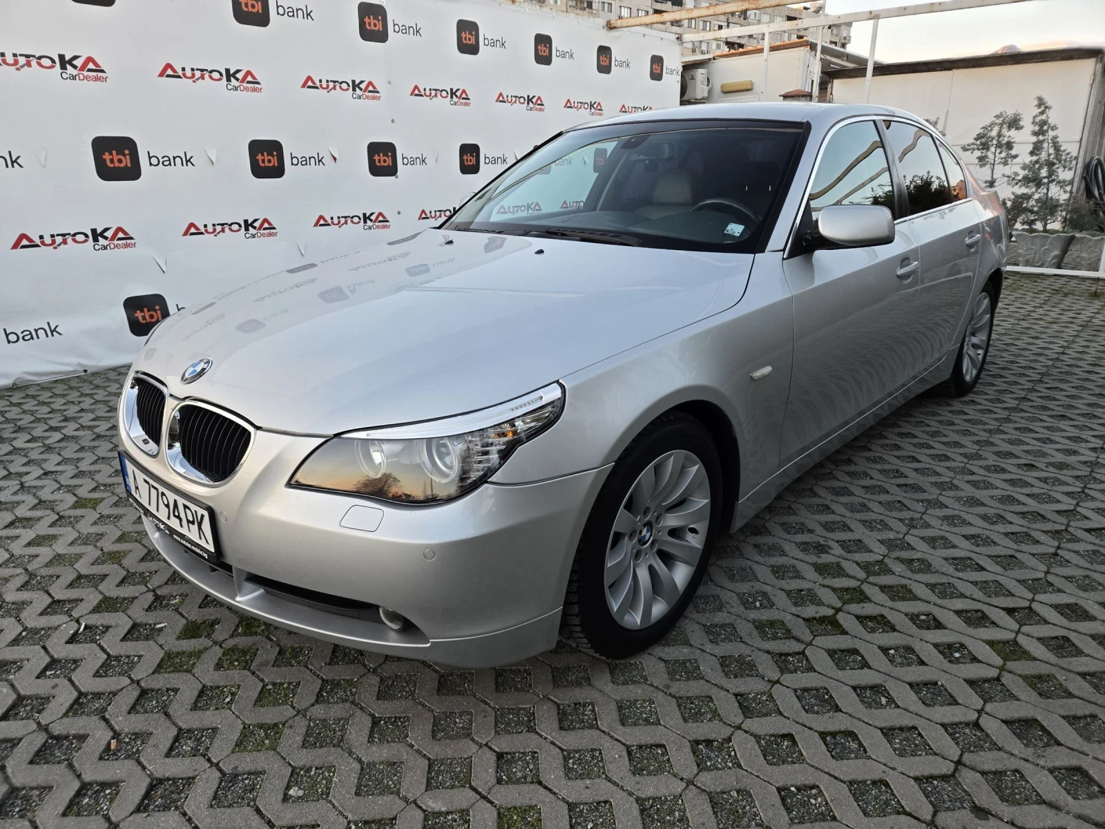 BMW 520 2.2i-170кс= 6СК= ПОДГРЕВ= АВТОПИЛОТ= ОБСЛУЖЕН - изображение 6