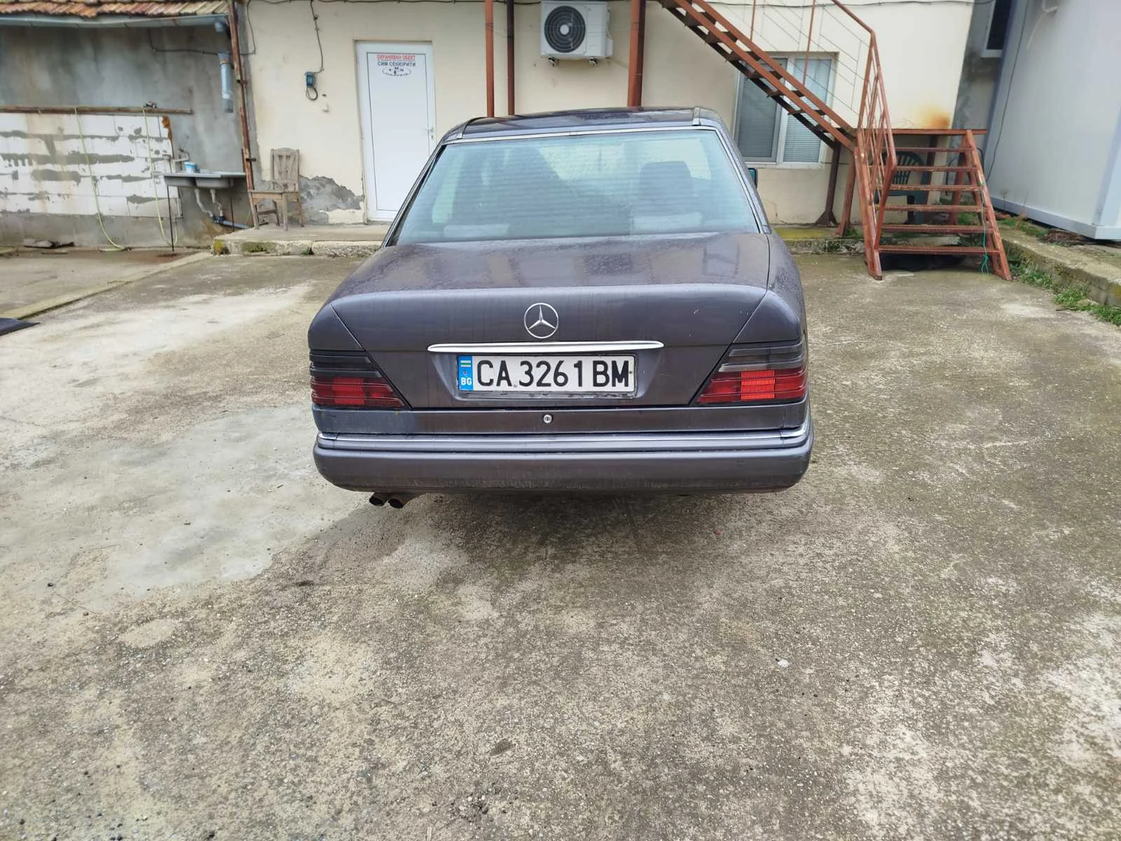 Mercedes-Benz 124  - изображение 3