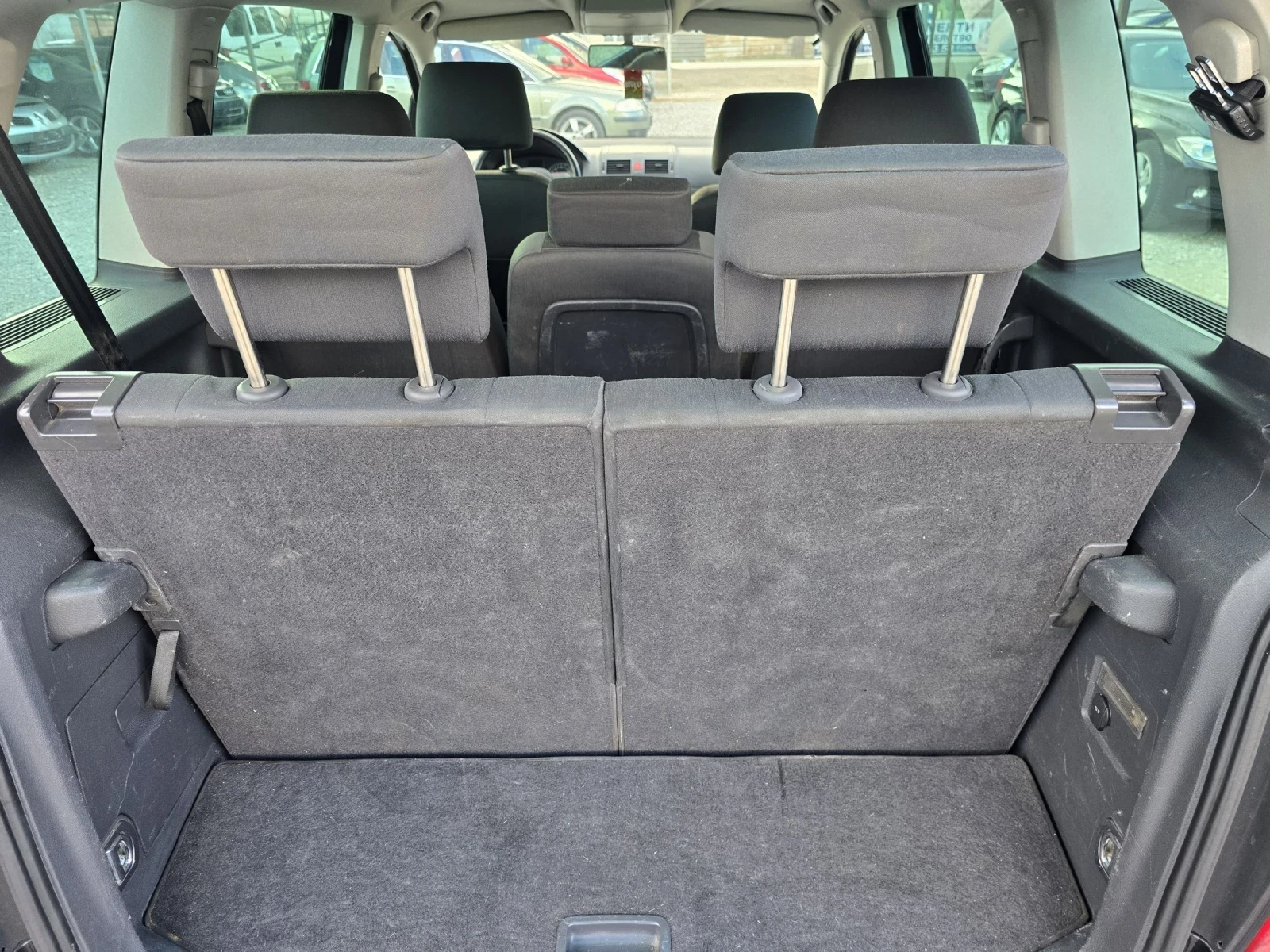 VW Touran 1.9TDI 7 ������ | Mobile.bg � ����������� 11