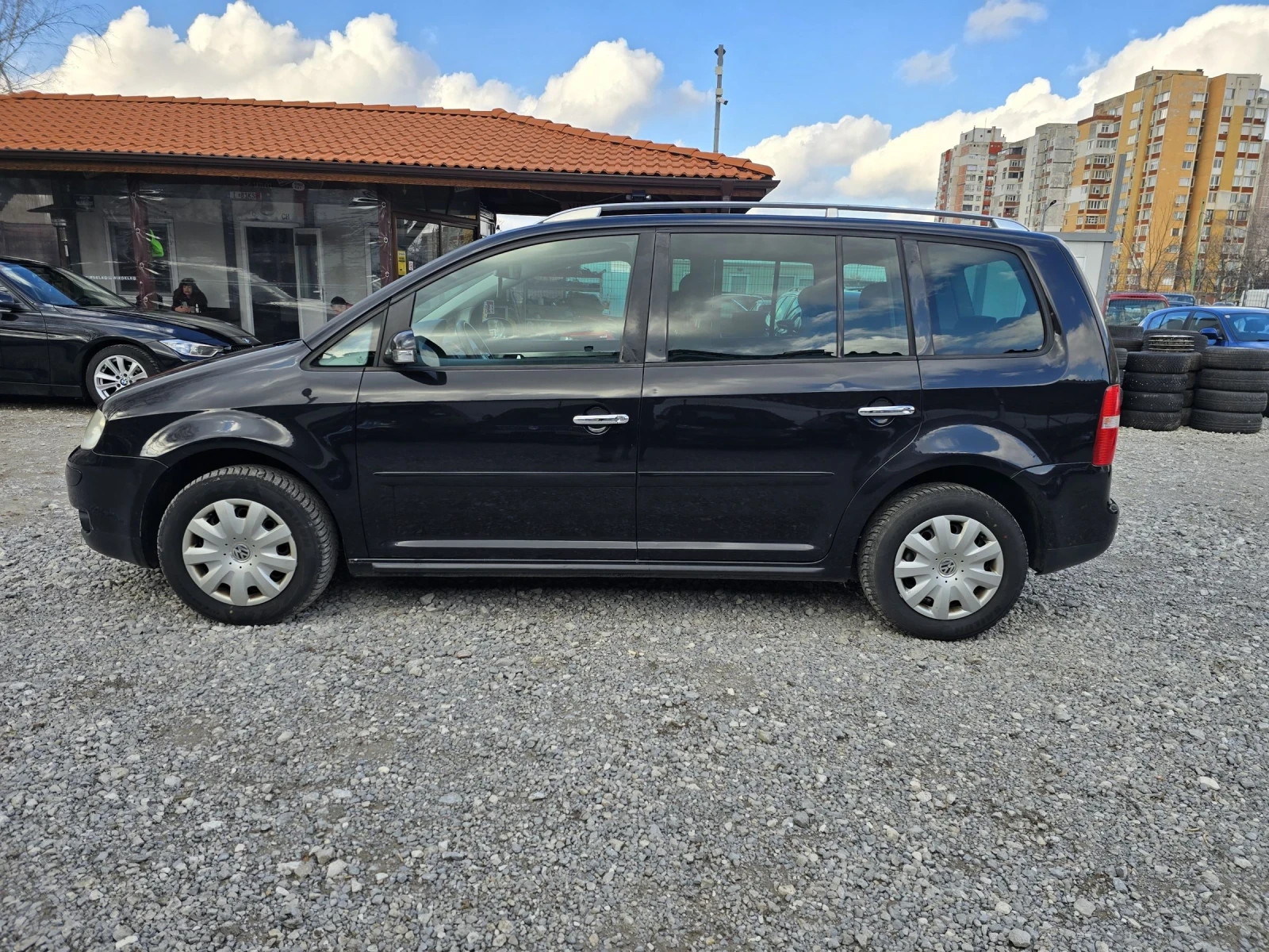 VW Touran 1.9TDI 7 МЕСТЕН - изображение 4