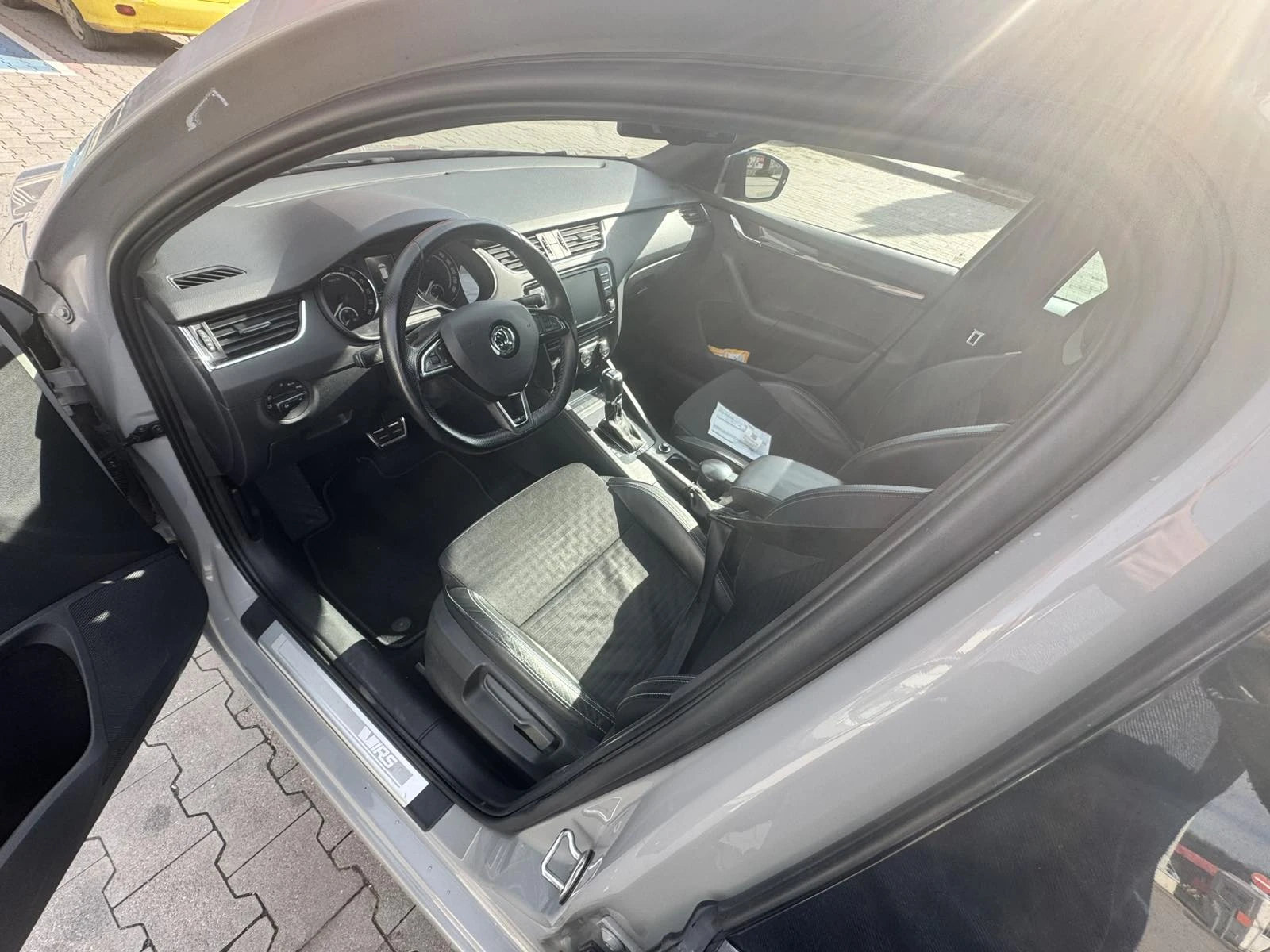 Skoda Octavia, снимка 6 - Автомобили и джипове - 53784376