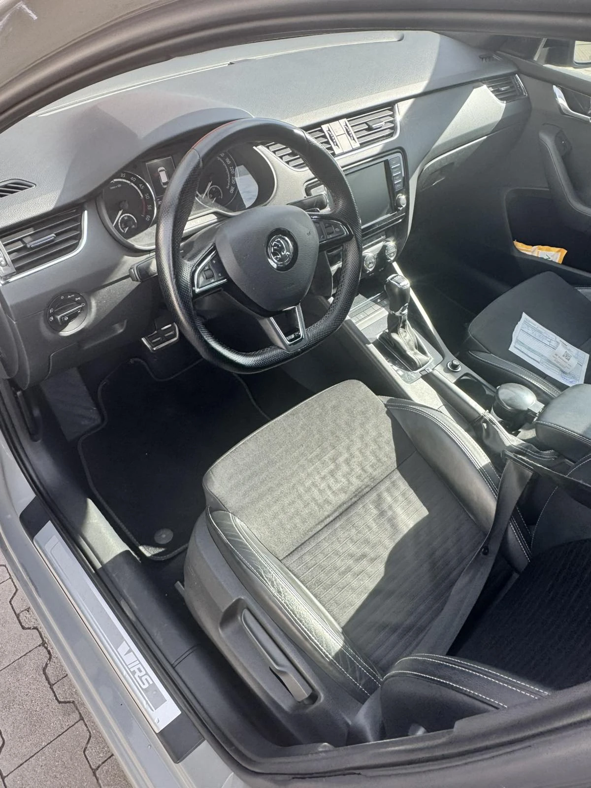 Skoda Octavia, снимка 10 - Автомобили и джипове - 53784376