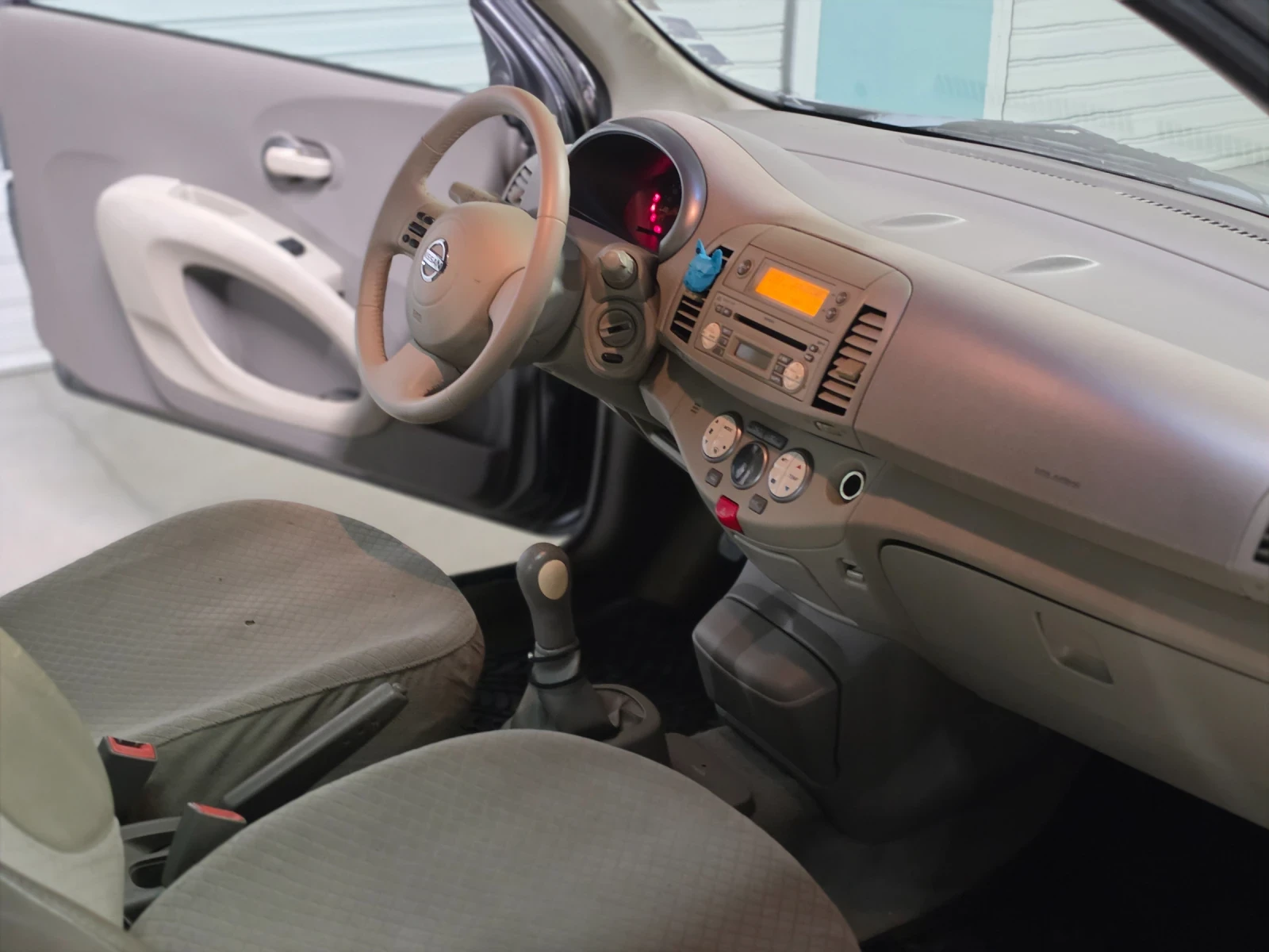 Nissan Micra 1.2 , снимка 12 - Автомобили и джипове - 54321546
