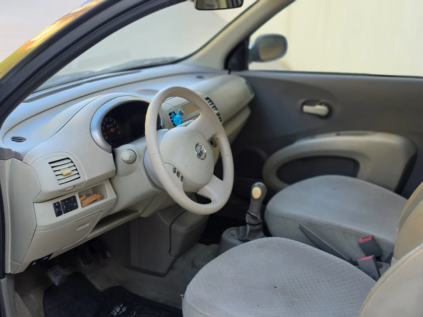 Nissan Micra 1.2 , снимка 14 - Автомобили и джипове - 54321546