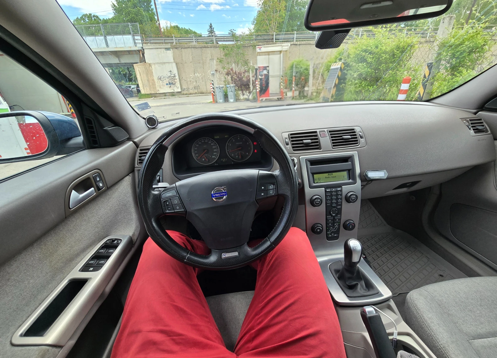 Volvo S40 1.6, снимка 10 - Автомобили и джипове - 54587524
