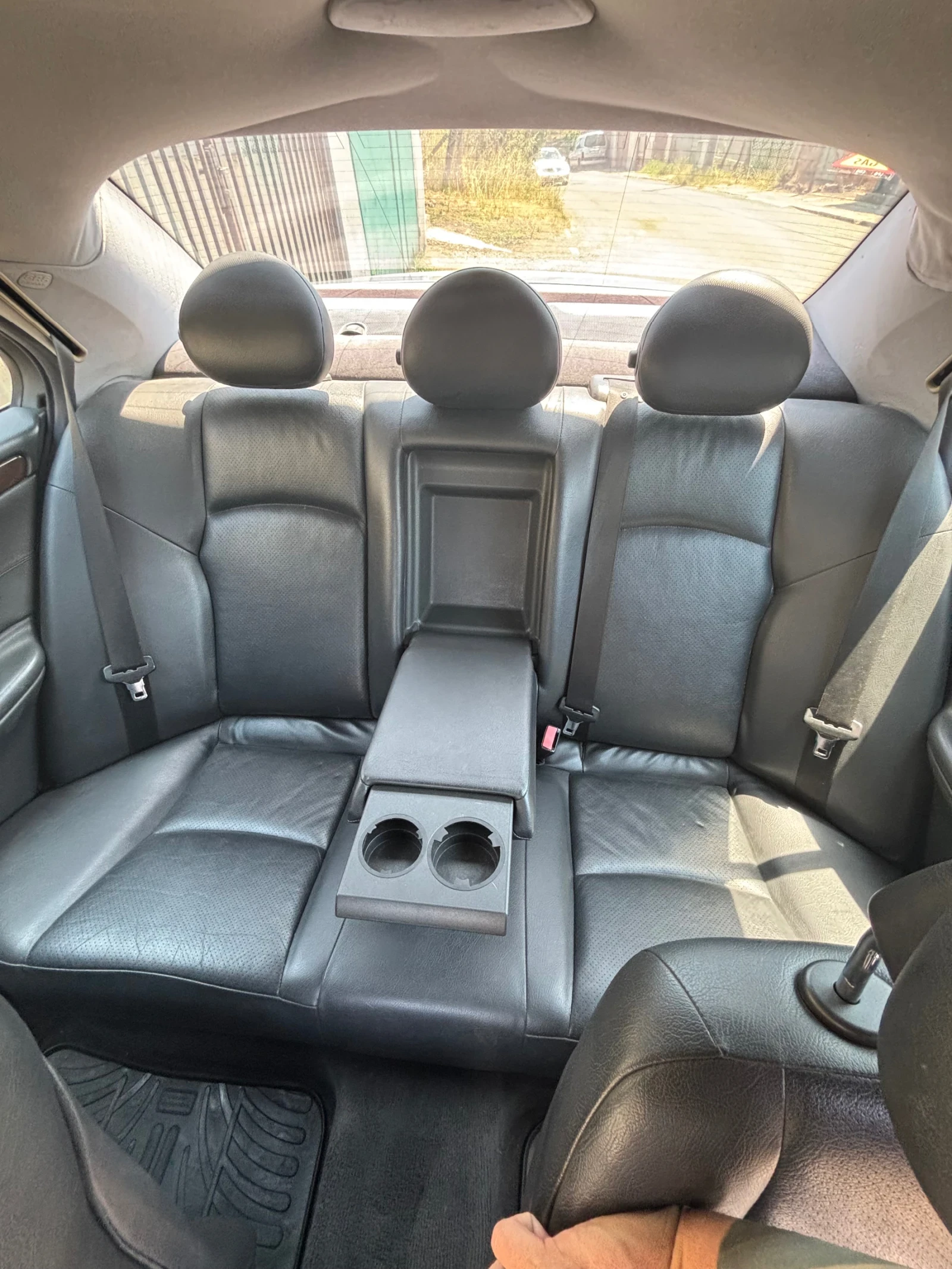 Mercedes-Benz C 200 c200 kompressor, снимка 5 - Автомобили и джипове - 54800486