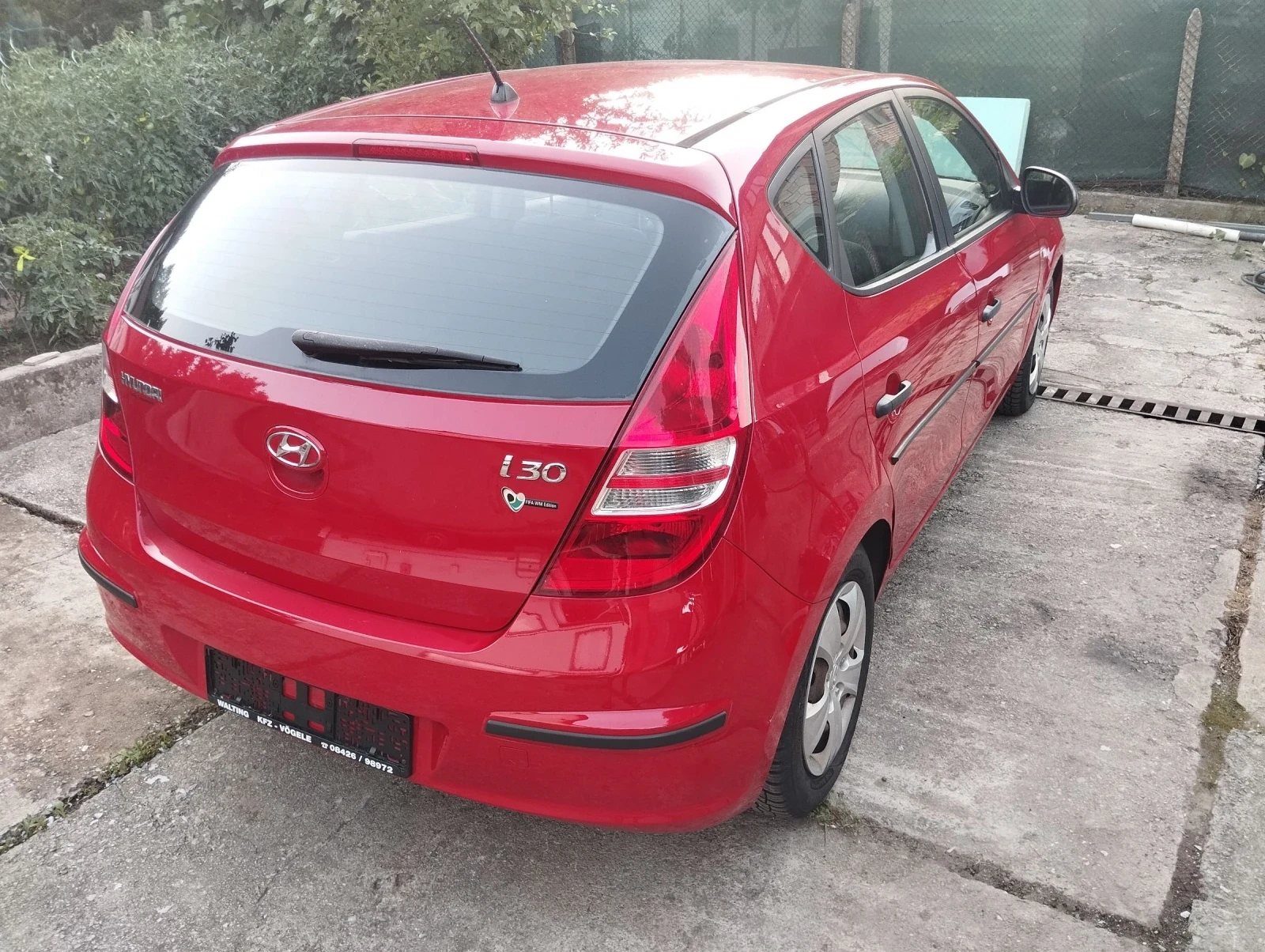 Hyundai I30 1.4i, снимка 4 - Автомобили и джипове - 55500773