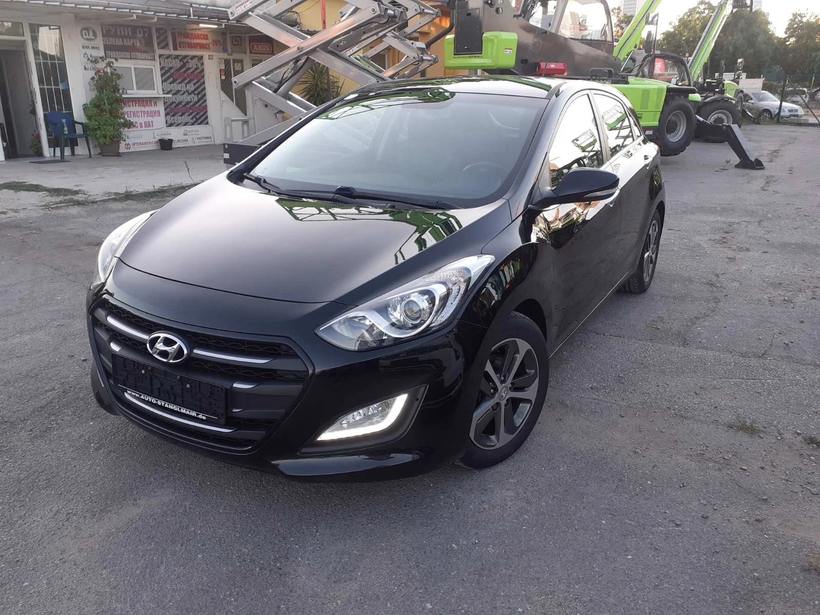 Hyundai I30 1, 6 I PREMIUM LED  EVRO 6B.DVD TV  KAMERA 6KC.