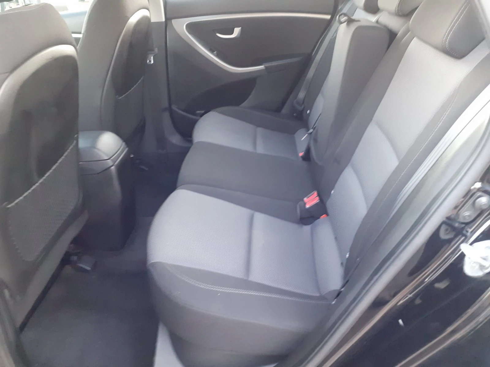 Hyundai I30 1, 6 I PREMIUM LED  EVRO 6B.DVD TV  KAMERA 6KC., снимка 11 - Автомобили и джипове - 55680772