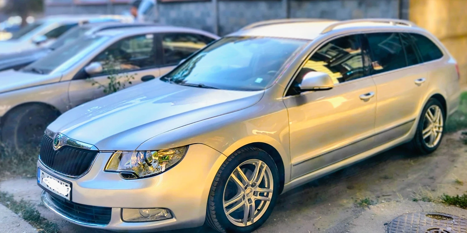 Skoda Superb, снимка 2 - Автомобили и джипове - 55728700