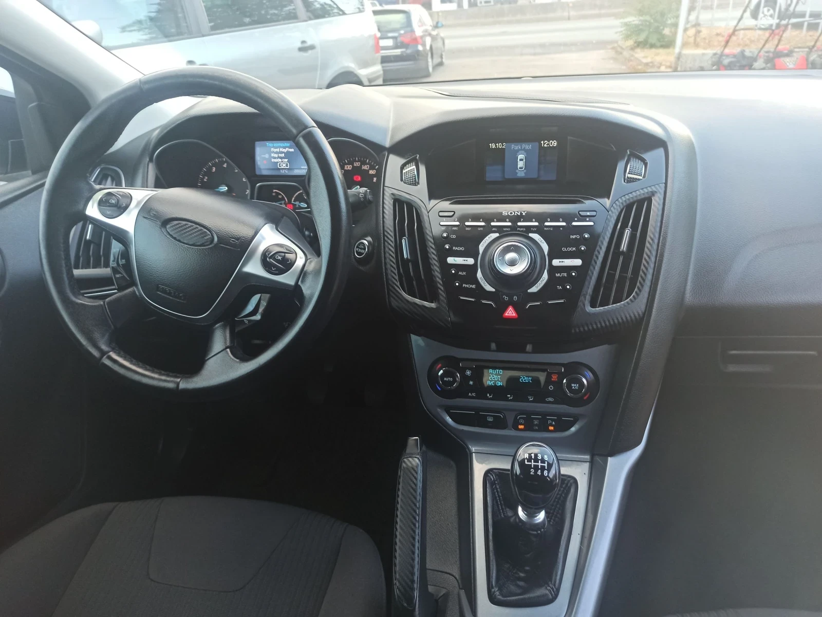 Ford Focus 1.6, снимка 15 - Автомобили и джипове - 56608760