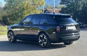 Rolls-Royce Cullinan V12 / BLACK BADGE / STARLIGHT / 4 SEATS / BESPOKE/ | Mobile.bg � ����� ������ 4