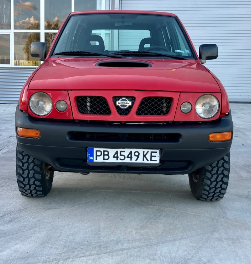 Nissan Terrano 2.7d, снимка 8 - Автомобили и джипове - 47525703