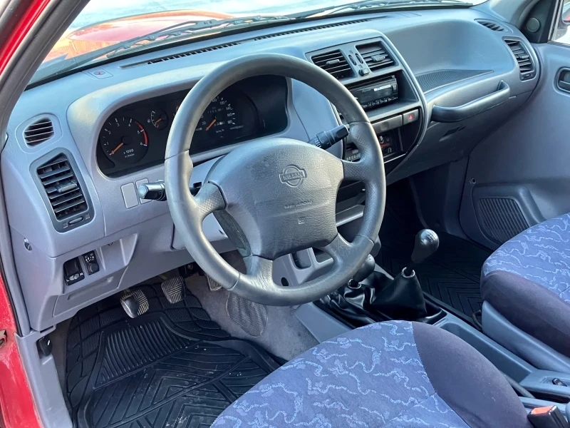 Nissan Terrano 2.7d, снимка 9 - Автомобили и джипове - 47525703