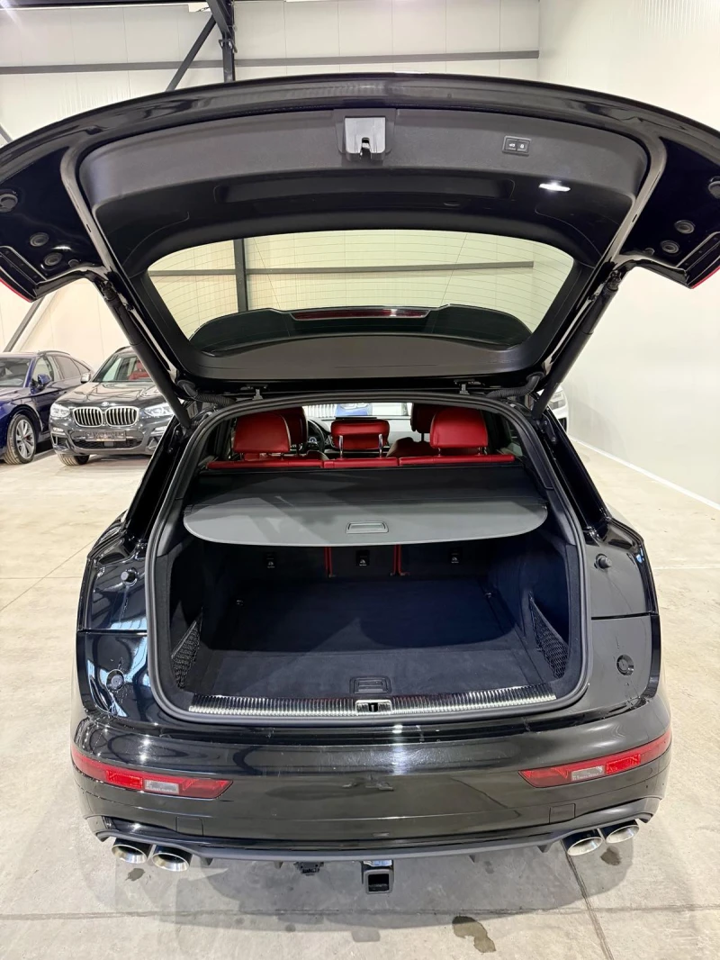 Audi SQ5 Technik Black Optic, снимка 17 - Автомобили и джипове - 52214687