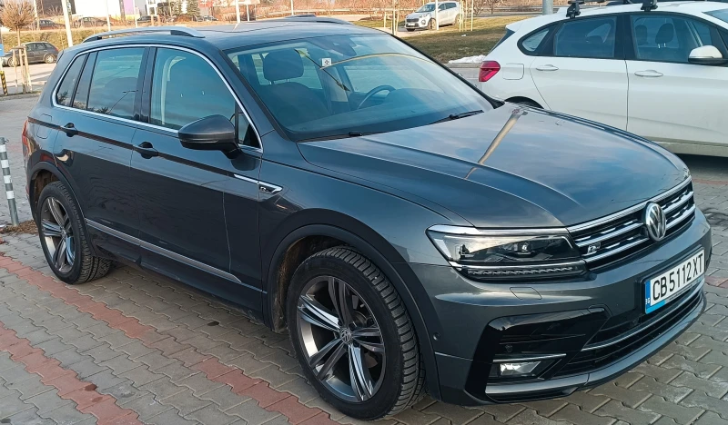 VW Tiguan R-line, 2.0TDI, 4-Motion, снимка 2 - Автомобили и джипове - 53153032