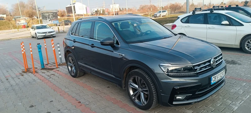 VW Tiguan R-line, снимка 3 - Автомобили и джипове - 53153032