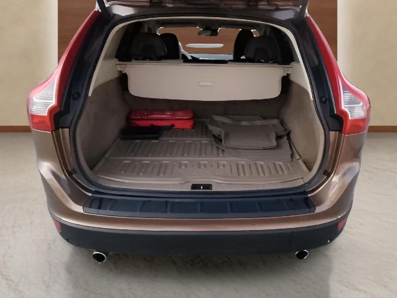 Volvo XC60 2.4 D5, снимка 12 - Автомобили и джипове - 53267749