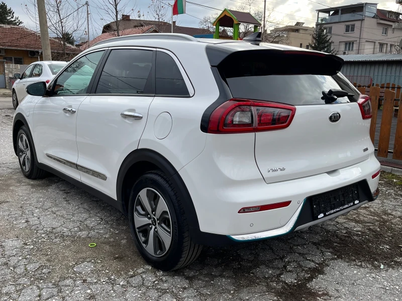 Kia Niro Plug-In Hybrid FULL, снимка 2 - Автомобили и джипове - 53470735
