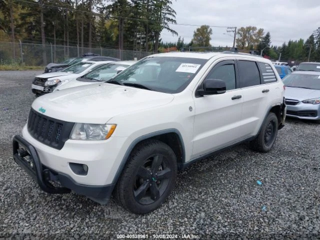 Jeep Grand cherokee OVERLAND 4X4, снимка 2 - Автомобили и джипове - 47780824