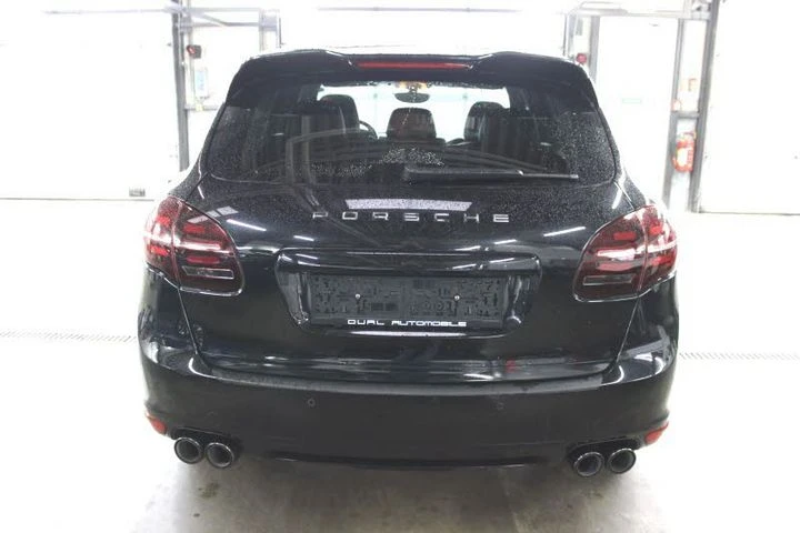 Porsche Cayenne, снимка 5 - Автомобили и джипове - 48649170