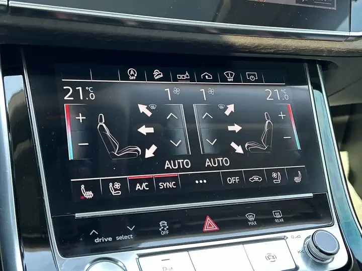 Audi Q8 Technik* Bang&Olufsen* Virtual Cockpit Plus* Head-, снимка 14 - Автомобили и джипове - 54662455