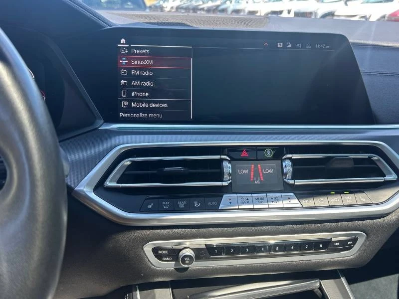 BMW X5 * xDrive40i * PANO * HUD * CARFAX , снимка 11 - Автомобили и джипове - 55919969