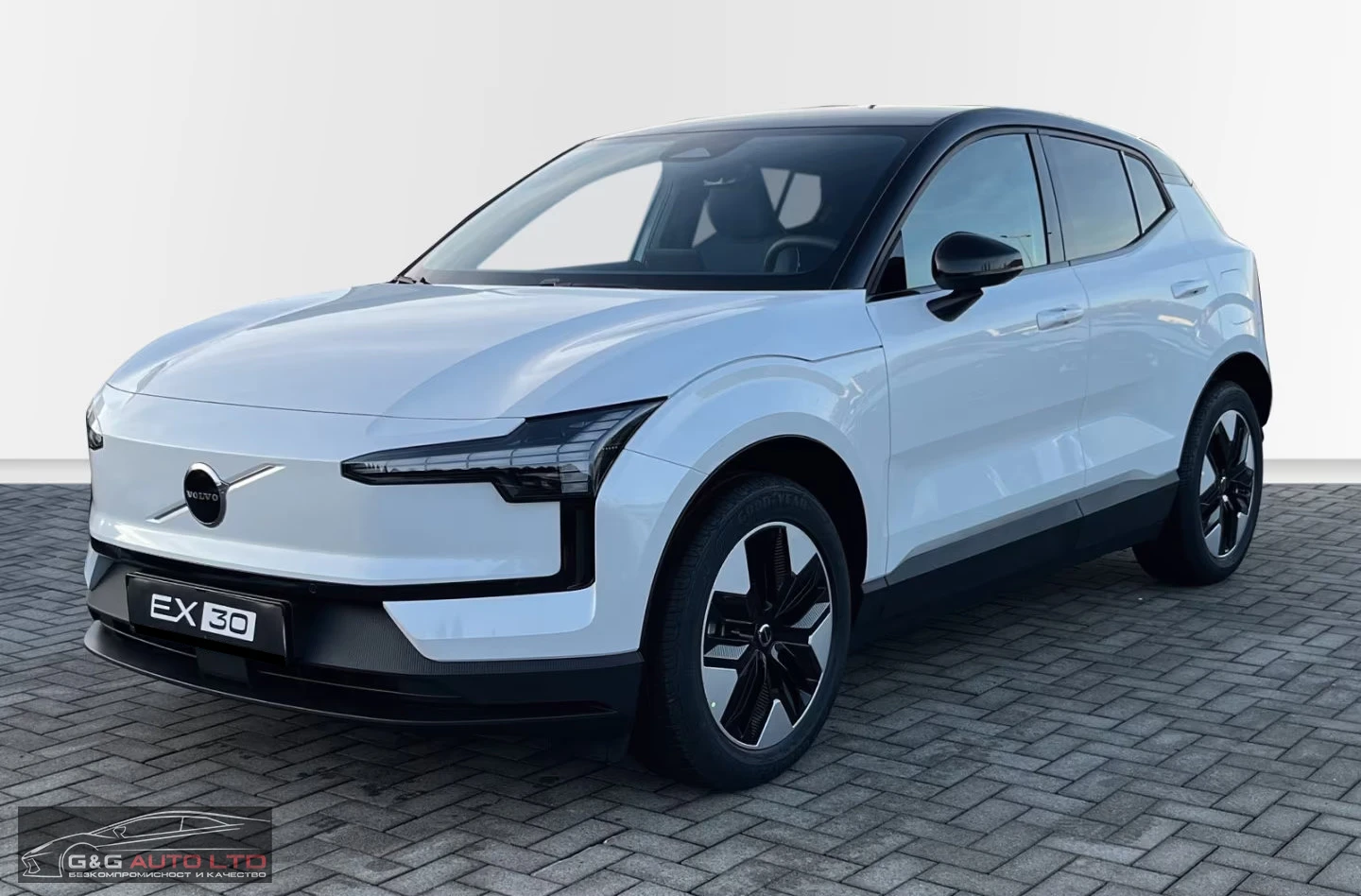 Volvo EX30 SINGLEMOTOR-PLUS/272HP/INDIGO/ACC/CPLAY/BSA/970f, снимка 1