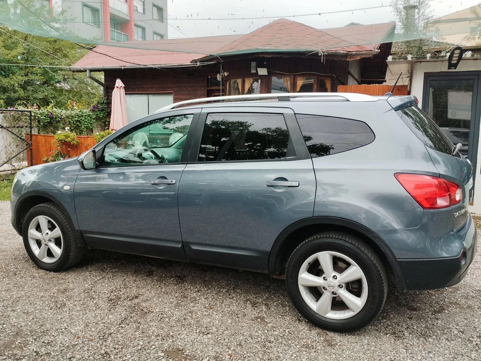 Nissan Qashqai 1.5dci 103kc 7-местен - изображение 8