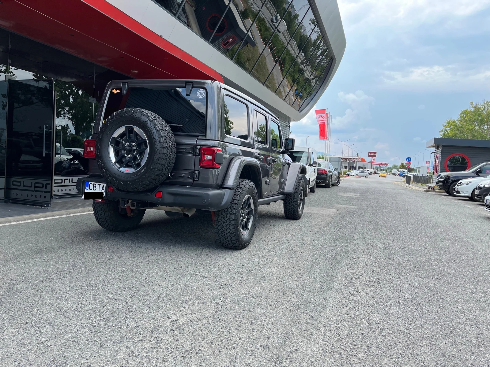 Jeep Wrangler Rubicon - изображение 4