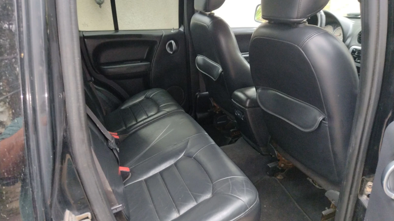 Jeep Cherokee  - изображение 7