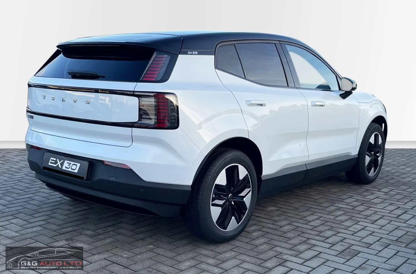 Volvo EX30 SINGLEMOTOR-PLUS/272HP/INDIGO/ACC/CPLAY/BSA/970f | Mobile.bg � ����������� 4