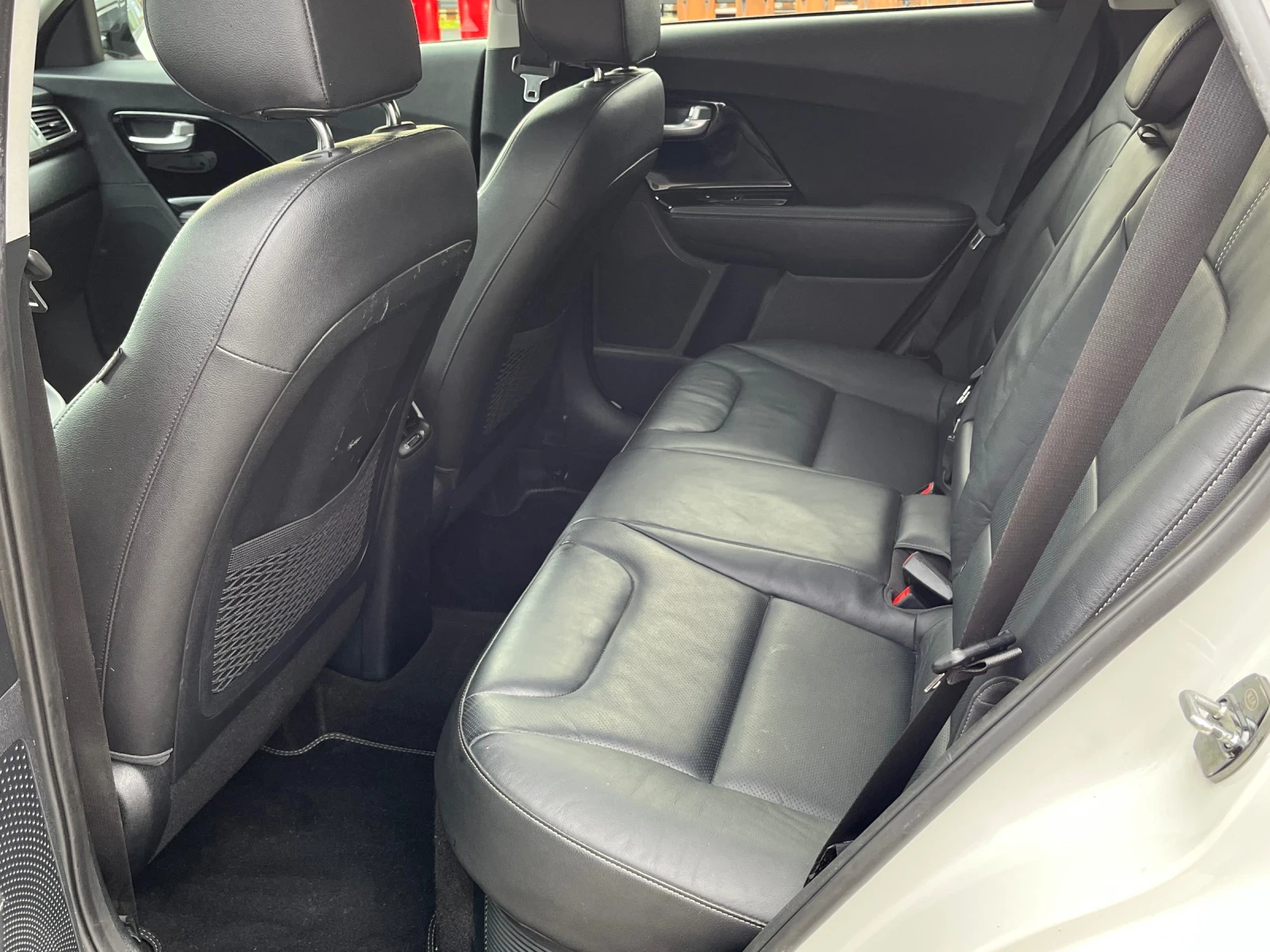 Kia Niro Plug-In Hybrid FULL | Mobile.bg � ����������� 11