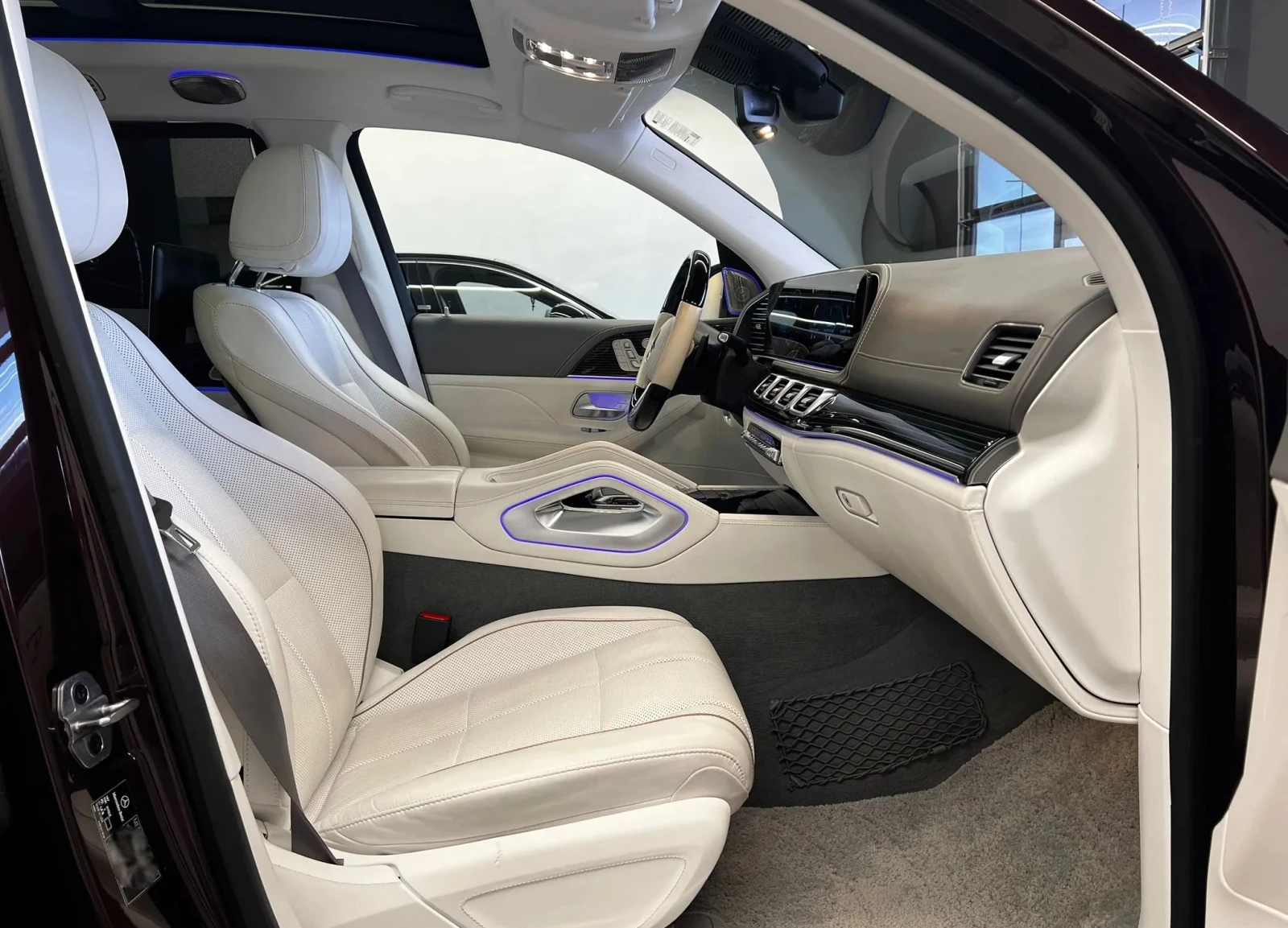 Mercedes-Benz GLS 600 Maybach 4Matic, снимка 6 - Автомобили и джипове - 53899199