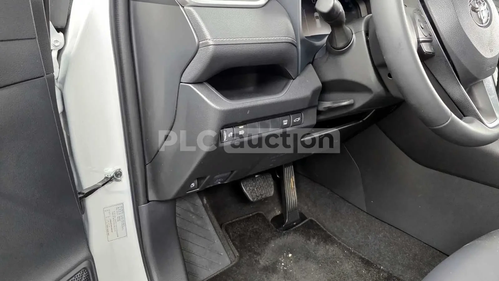 Toyota Rav4 2025* XLE* HYBRID* 14.405КМ* КРАЙНА ЦЕНА, снимка 14 - Автомобили и джипове - 53927853