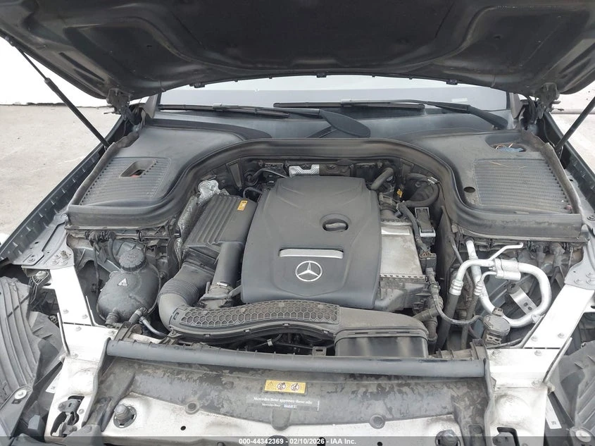 Mercedes-Benz GLC 300 2.0l, снимка 10 - Автомобили и джипове - 54072223