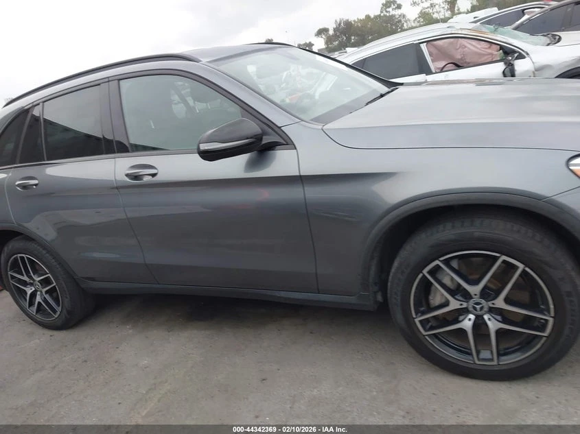Mercedes-Benz GLC 300 2.0l, снимка 13 - Автомобили и джипове - 54072223