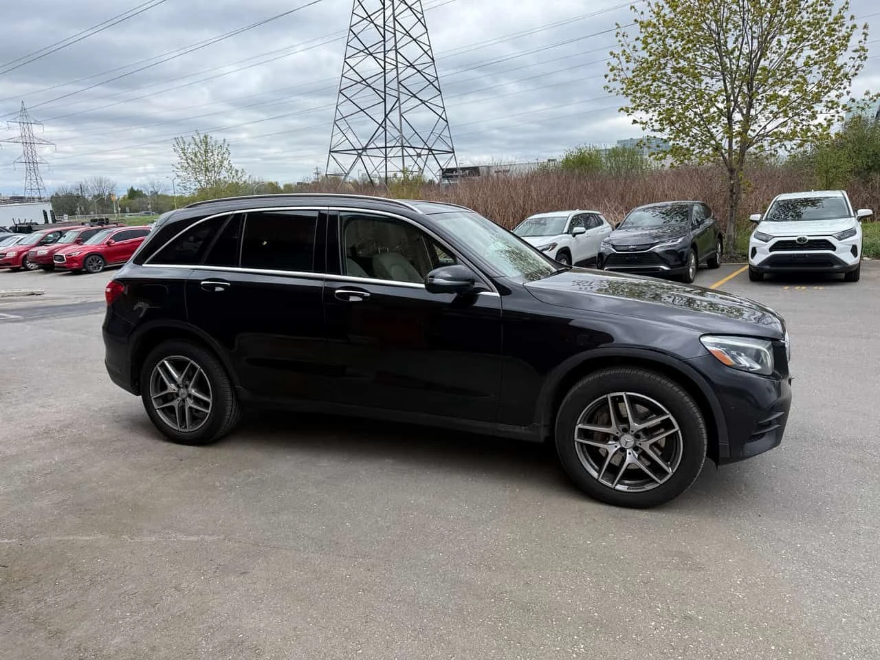 Mercedes-Benz GLC 300 * 4MATIC * 360 * ДИСТРОНИК * ПОДГРЕВИ, снимка 3 - Автомобили и джипове - 54545055
