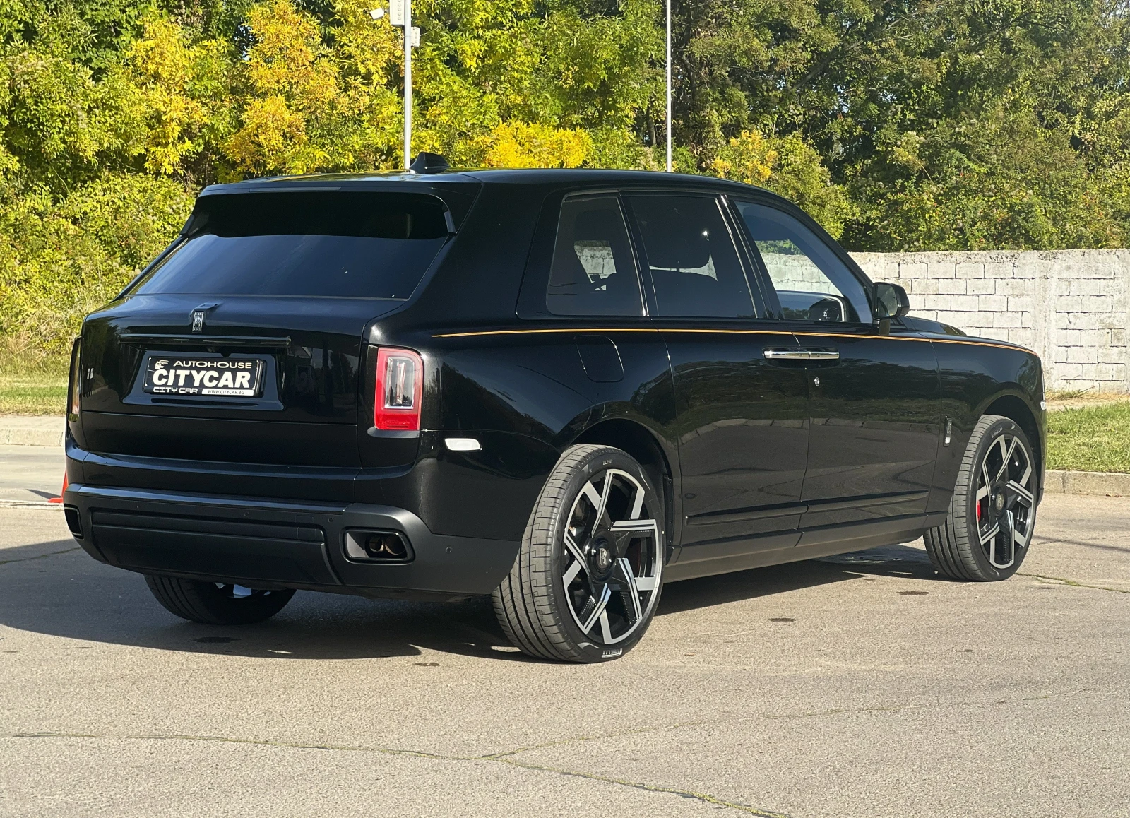 Rolls-Royce Cullinan V12 / BLACK BADGE / STARLIGHT / 4 SEATS / BESPOKE/ | Mobile.bg � ����������� 6