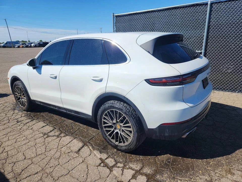 Porsche Cayenne ЛИЗИНГ, снимка 2 - Автомобили и джипове - 55495190