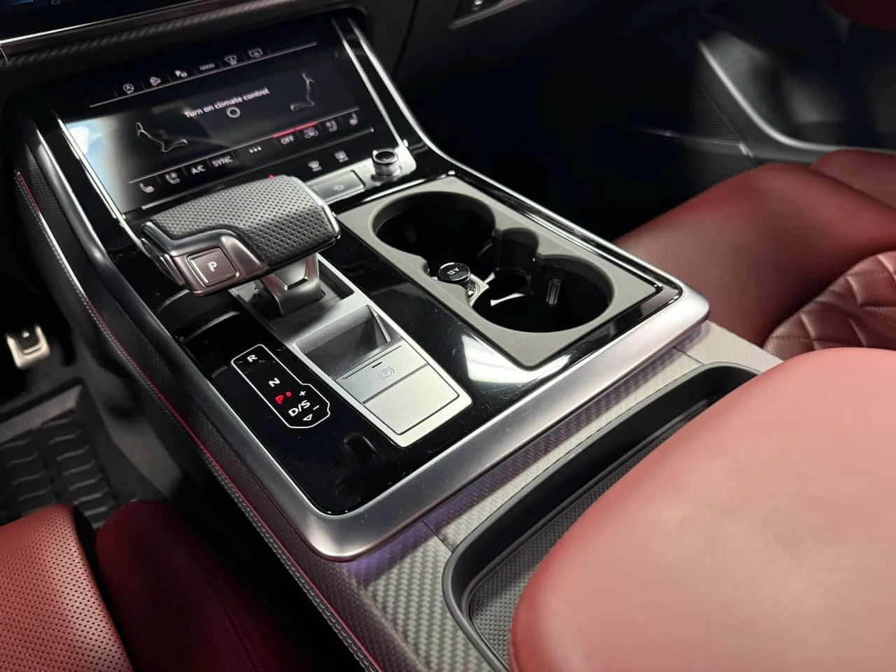 Audi SQ8 * 4.0 TFSI quattro * CARFAX *  | Mobile.bg � ����������� 11