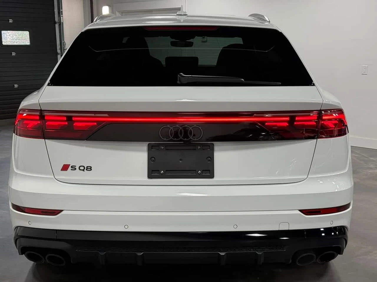 Audi SQ8 * 4.0 TFSI quattro * CARFAX *  | Mobile.bg � ����������� 4