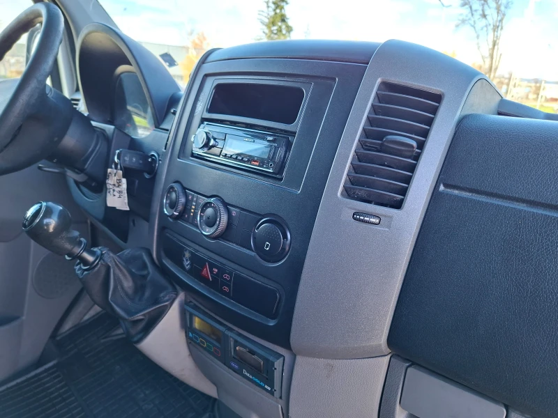 VW Crafter 2.0TDI MAXI, снимка 11 - Бусове и автобуси - 53016439