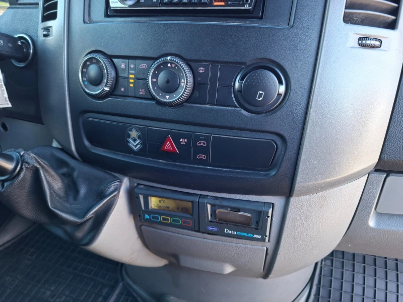 VW Crafter 2.0TDI MAXI, снимка 12 - Бусове и автобуси - 53016439